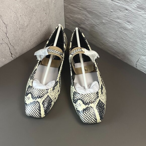 CALVIN KLEIN EMERY MARY JANE FLATS (5) - Picture 1 of 12